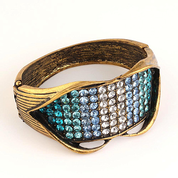 /tmp/v8_Lr0IIr_dd26.004033 бирюзовый