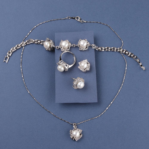 /tmp/v8_Lr0IIr_a132.000573-1